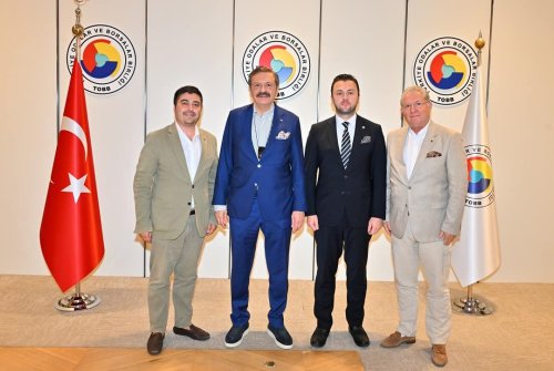 Dünya Odalar Federasyonu Başkanı Ve Tobb Başkanımız Sn. M.ri̇fat Hi̇sarcıklıoğlu’na Zi̇yaret