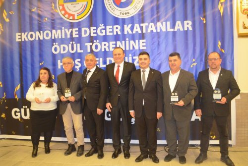 Ekonomi̇ye Değer Katanlar Ödül Töreni̇ (2024 Yılı Rekortmenleri̇)