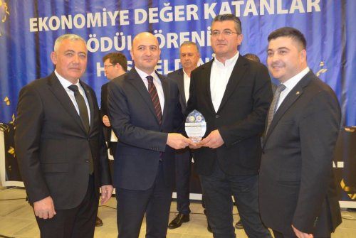 Ekonomi̇ye Değer Katanlar Ödül Töreni̇ (2024 Yılı Rekortmenleri̇)