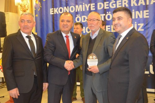 Ekonomi̇ye Değer Katanlar Ödül Töreni̇ (2025 Yılı Rekortmenleri̇)