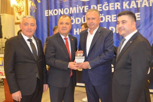 Ekonomi̇ye Değer Katanlar Ödül Töreni̇ (2025 Yılı Rekortmenleri̇)