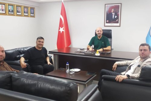 Hayrabolu Ti̇caret Ve Sanayi̇ Odası Yöneti̇m Kurulu Başkanı Fehmi̇ Altayoğlu’na Zi̇yaret
