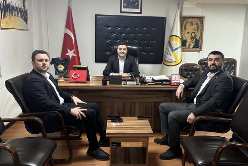 Keşan Ticaret Ve Sanayi Odası Yönetim Kurulu Başkanı İ̇smail Şapçı Ve Uzunköprü Ticaret Ve Sanayi Odası Yönetim Kurulu Başkanı İ̇smail Akalın Yönetim Kurulu Başkanımız Tevfik Yamanoğlu’nu Makamında Ziyaret Etti. 