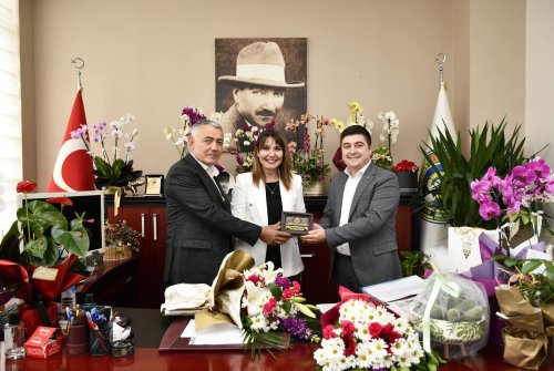 Malkara Beledi̇ye Başkanı Nergi̇z Karaağaçlı Öztürk’e Zi̇yaret