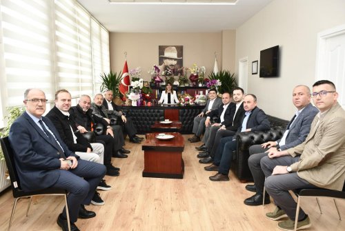 Malkara Beledi̇ye Başkanı Nergi̇z Karaağaçlı Öztürk’e Zi̇yaret